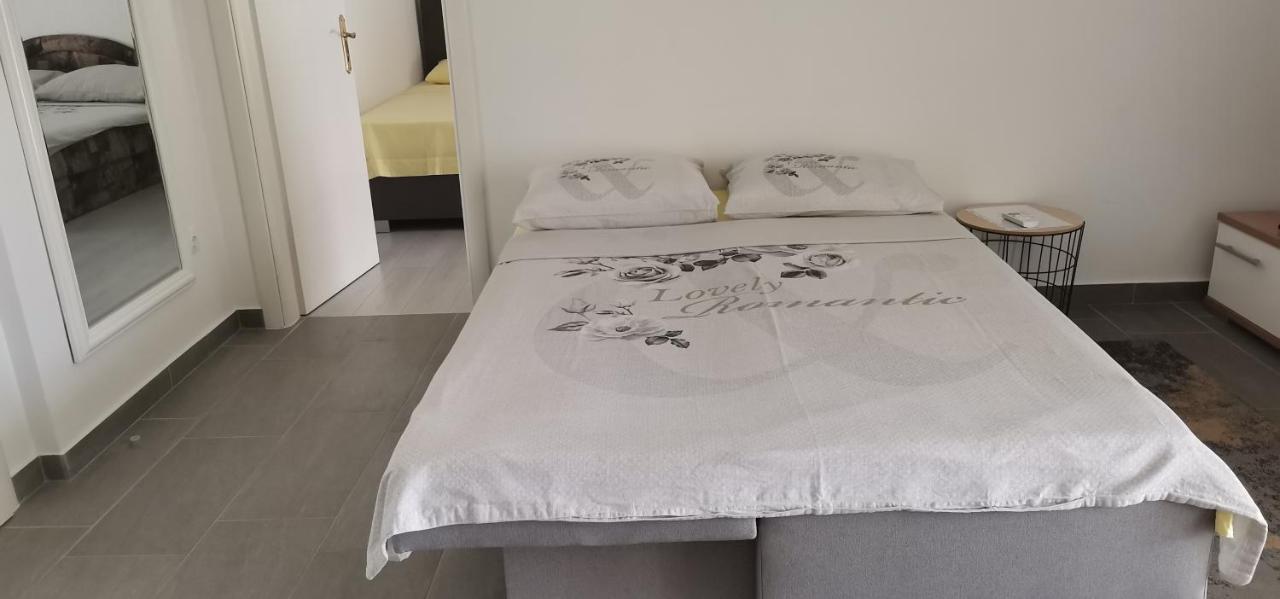 Andela Home - Krka Waterfalls Lozovac Luaran gambar